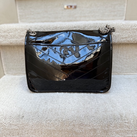 YSL Saint Laurent Patent Matelasse Monogram Medium Niki Chain Satchel Black - Picture 3 of 15